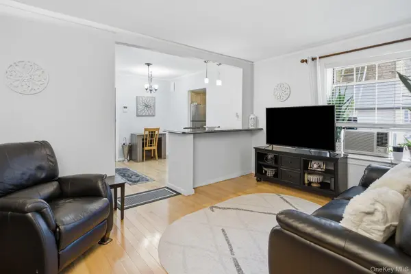 51-42 30th AVE #3L, Woodside, NY 11377