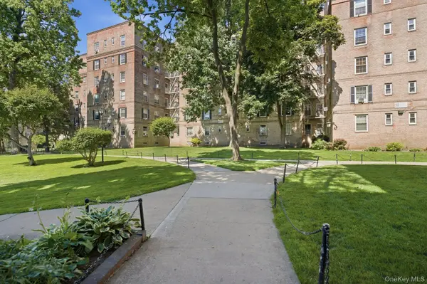 51-42 30th AVE #3L, Woodside, NY 11377