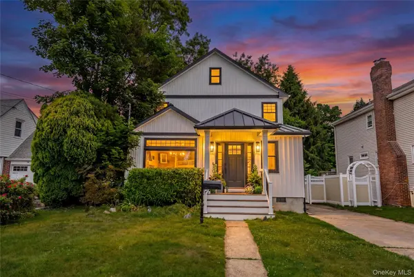 246 Oak ST, Bellmore, NY 11710