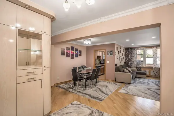 102-55 67th DR #4K, Forest Hills, NY 11375