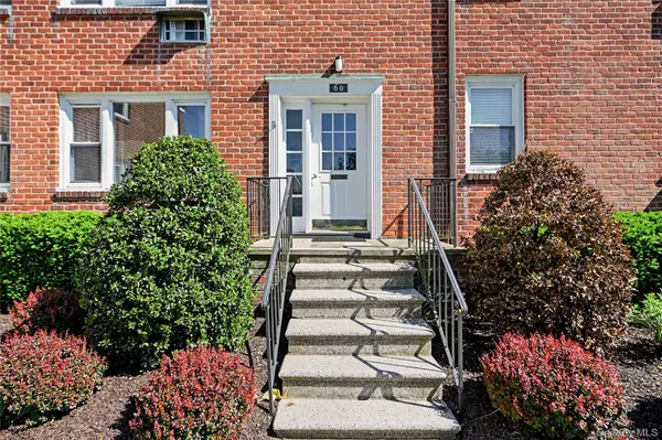 60 Manville RD #1, Pleasantville, NY 10570
