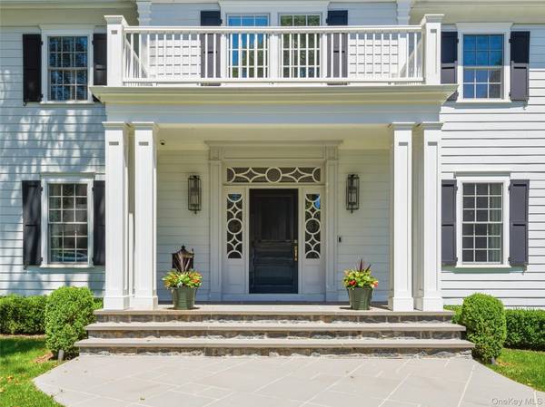 55 Plymouth RD, Manhasset, NY 11030
