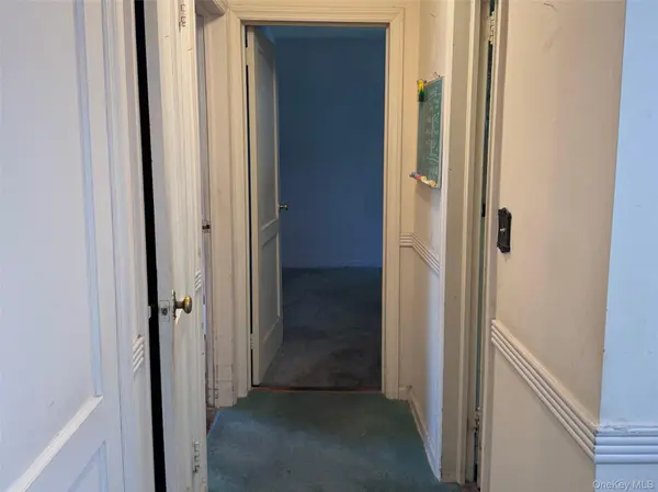 253 Eagle AVE, West Hempstead, NY 11552