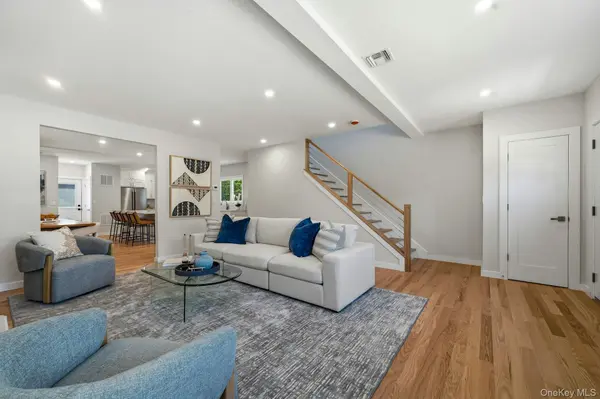 134 Murray AVE, Port Washington, NY 11050