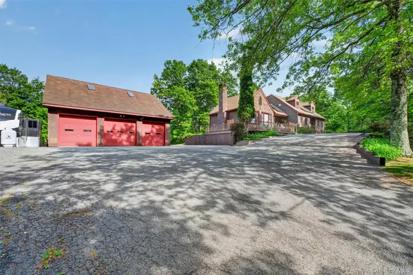 112 Dubois RD, New Paltz, NY 12561