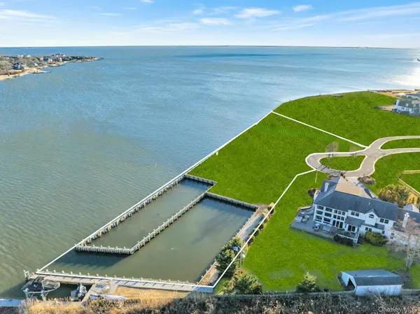 Lot 4 and Lot 11 Overlea CT, Bay Shore, NY 11706