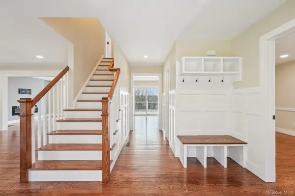 36 Hill And Dale RD, Cortlandt Manor, NY 10567