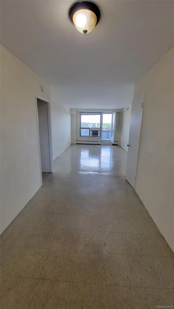 97-07 63rd RD #15B, Rego Park, NY 11374