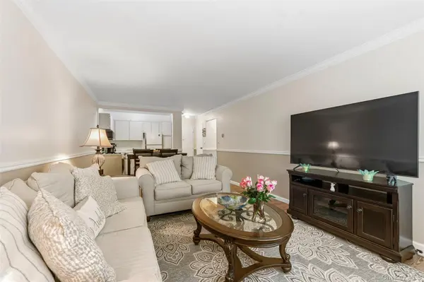 2221 Palmer AVE #3P, New Rochelle, NY 10801