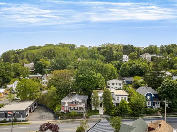 16 Worth AVE, Hudson, NY 12534