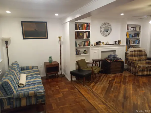 9322 215th ST, Queens Village, NY 11428