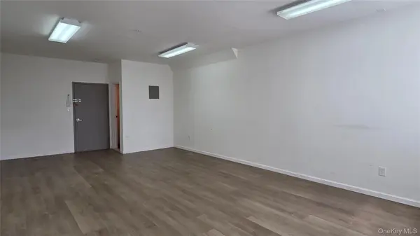 35-12 Farrington ST ##2B, Flushing, NY 11354