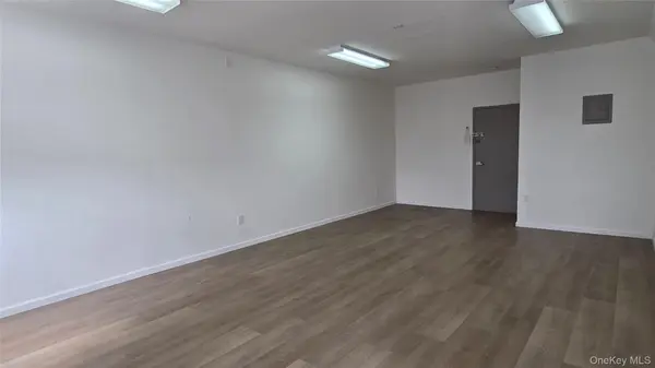 35-12 Farrington ST ##2B, Flushing, NY 11354