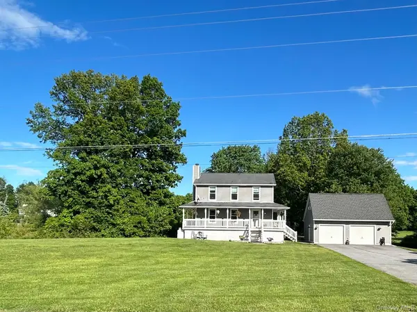 94 Jansen RD, Pine Bush, NY 12566