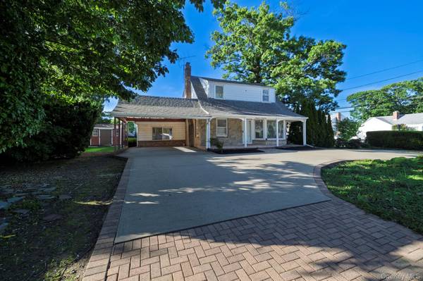 3499 Woodward AVE, Wantagh, NY 11793