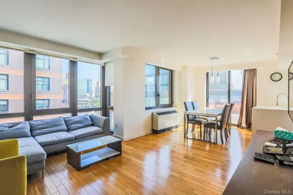 39-16 Prince ST #5A, Flushing, NY 11354