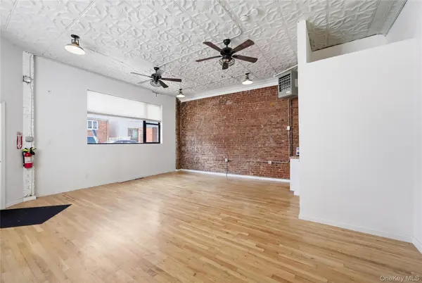 6803 76th ST, Middle Village, NY 11379