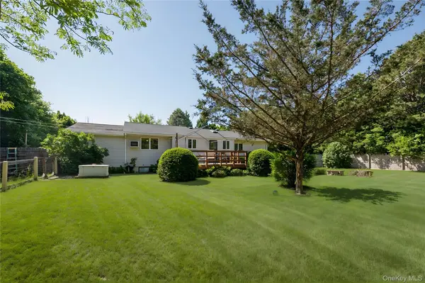 44 Aliperti RD, Jamesport, NY 11947