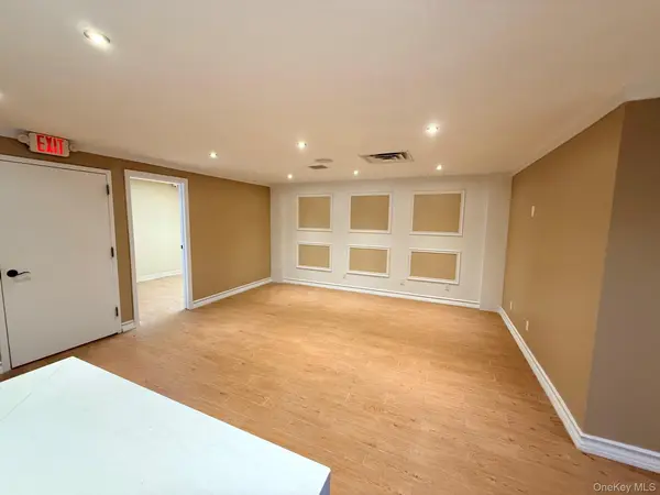 30 Main ST #1, Port Washington, NY 11050