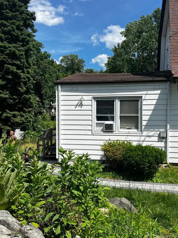 436 AKA 440 Mile Square RD, Yonkers, NY 10701