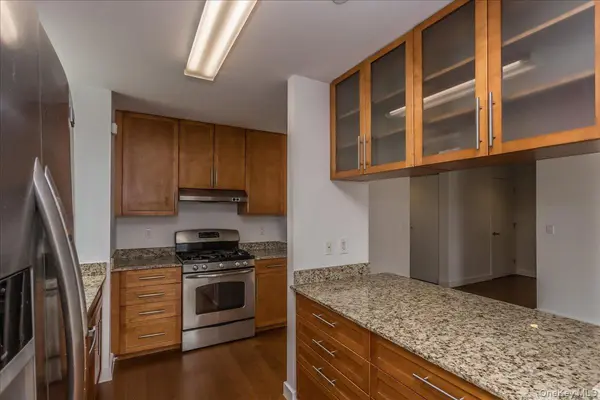 4022 College Point BLVD #6A, Flushing, NY 11354