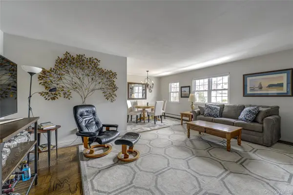 1 Anchorage Lane #2B, Oyster Bay, NY 11771