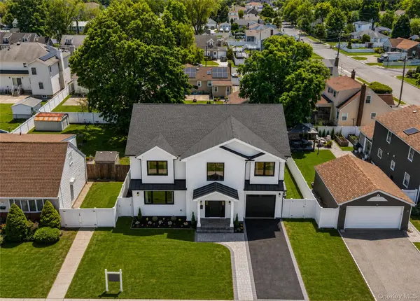 2412 Amherst ST, East Meadow, NY 11554