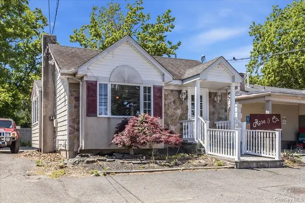 774 Townline RD, Hauppauge, NY 11788
