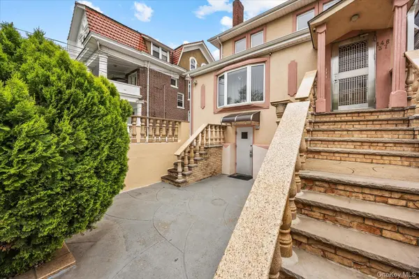 14837 86th AVE, Jamaica, NY 11435