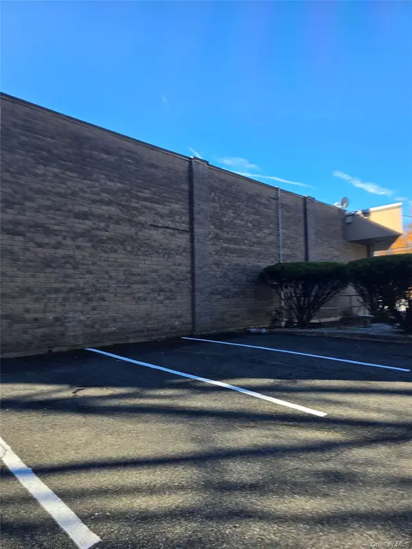 40 N Middletown RD #36, Nanuet, NY 10954