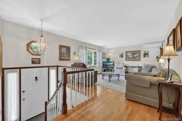 22 Beverly DR, Warwick, NY 10990