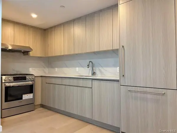 3371 Prince ST #6D, Flushing, NY 11354