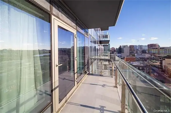 3371 Prince ST #6D, Flushing, NY 11354