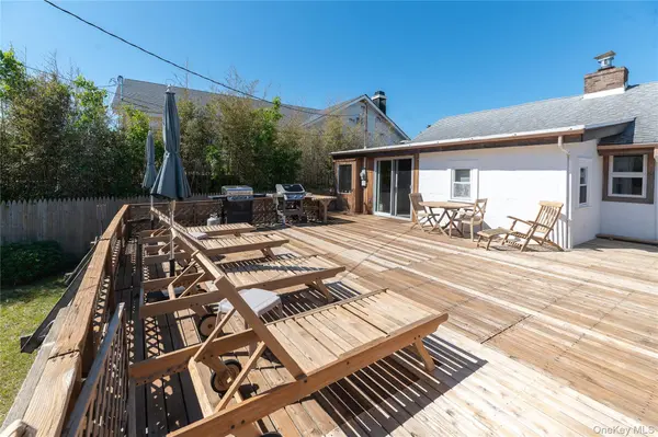 28 Ocean RD, Ocean Beach, NY 11770