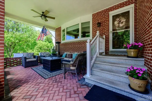 185 Jefferson AVE, Thornwood, NY 10594