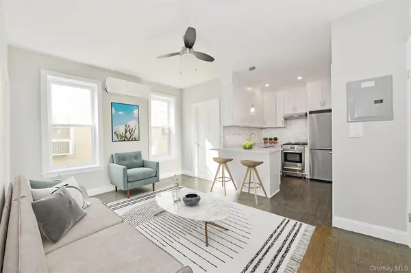 23-70 26th ST #3 Family, Astoria, NY 11105
