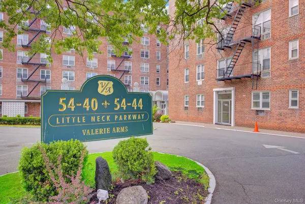 54-44 Little Neck Pkwy #5U, Little Neck, NY 11362