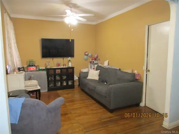 40-05 Ithaca ST #4M, Elmhurst, NY 11373