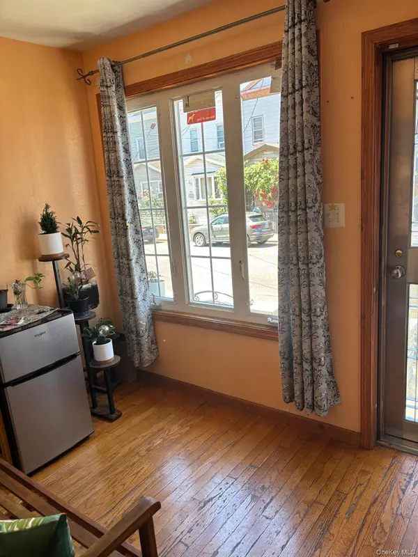 9109 139th ST, Jamaica, NY 11435