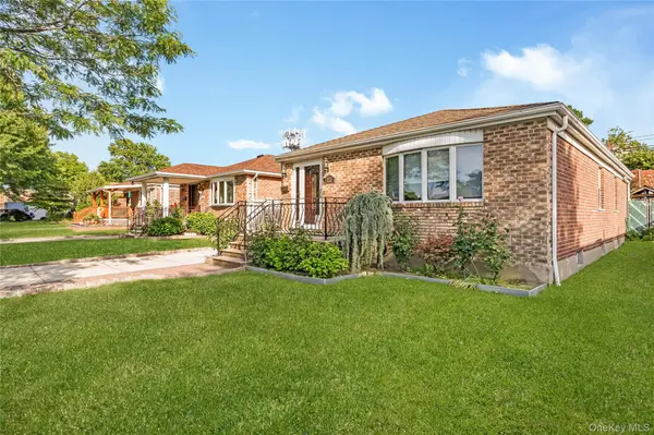 147-58 7th AVE, Whitestone, NY 11357