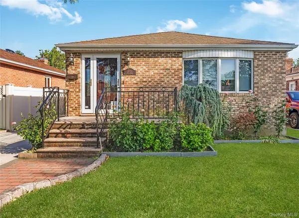 147-58 7th AVE, Whitestone, NY 11357