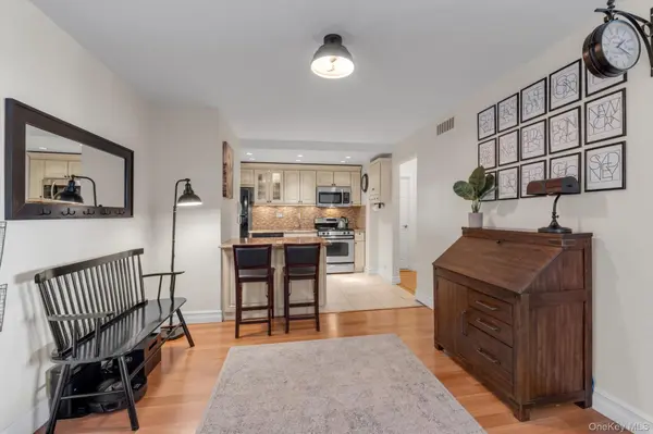 125-10 Queens BLVD #2106, Kew Gardens, NY 11415