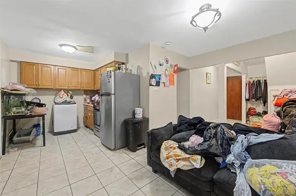 1010 E 233rd ST, Bronx, NY 10466