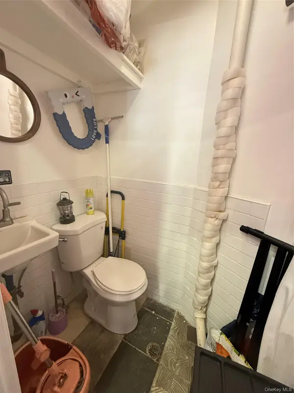 34 Mott ST, New York (manhattan), NY 10013