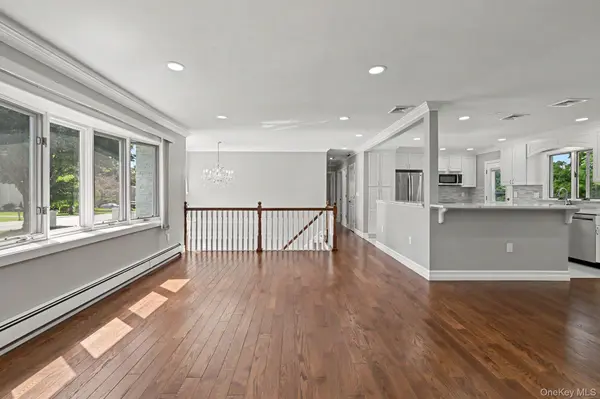 61 Friendly RD, Mahopac, NY 10541