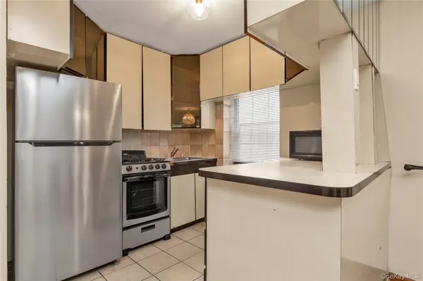 144-20 78th RD #1k, Flushing, NY 11367