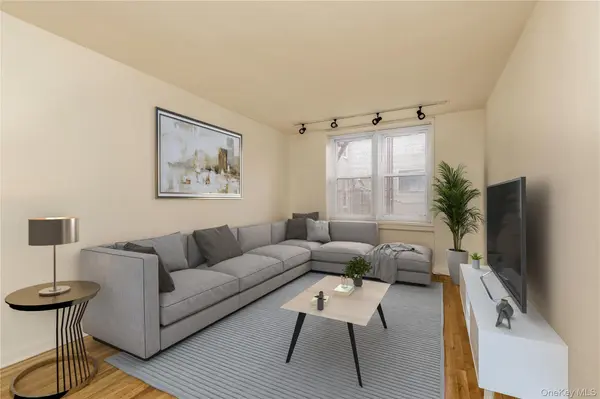 31-85 Crescent Street #2nd, Astoria, NY 11106
