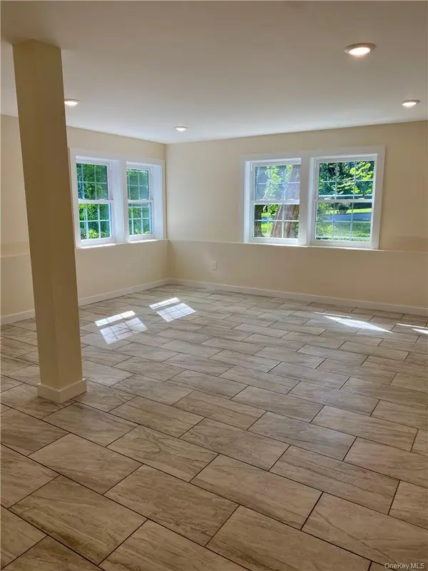 5D Spring ST, Pawling, NY 12564
