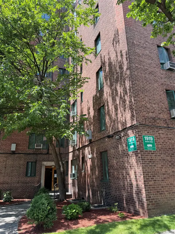 1919 McGraw AVE #MA, Bronx, NY 10462