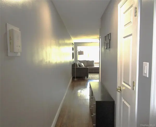 324 Post AVE #1G, Westbury, NY 11590